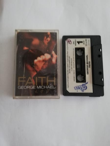 George Michael Faith Schwarz mit Weißen Aufkleber EPC 460000 4 EPIC